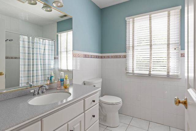 211 Saddle Hill Road, Hopkinton, MA 01748