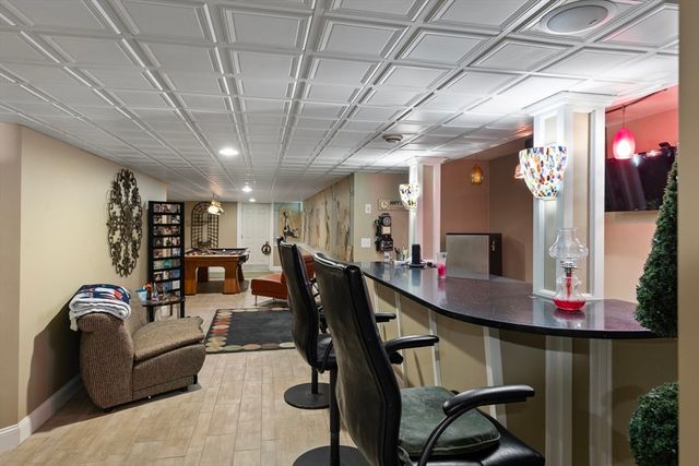211 Saddle Hill Road, Hopkinton, MA 01748