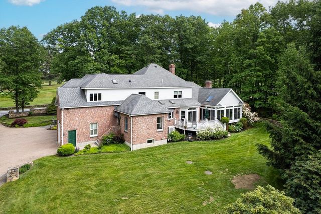 211 Saddle Hill Road, Hopkinton, MA 01748