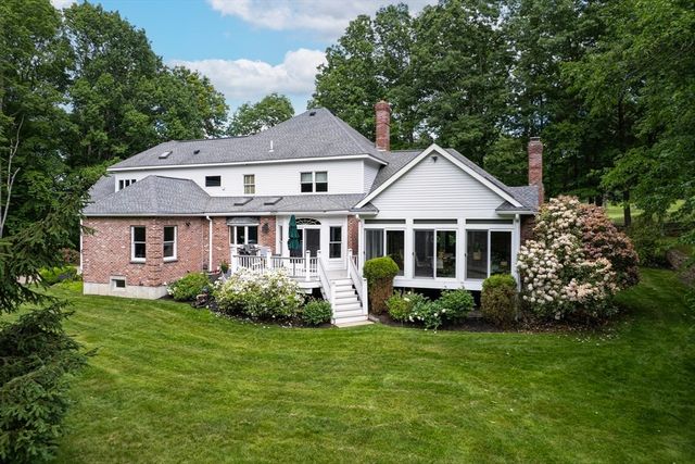 211 Saddle Hill Road, Hopkinton, MA 01748