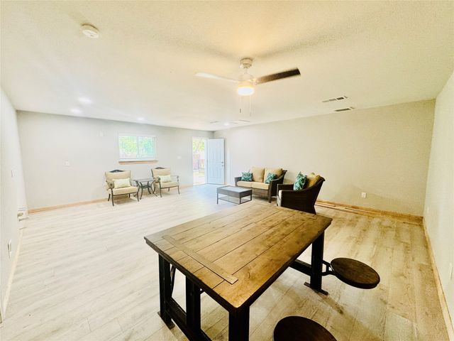 203 Wake Drive, Richardson, TX 75081