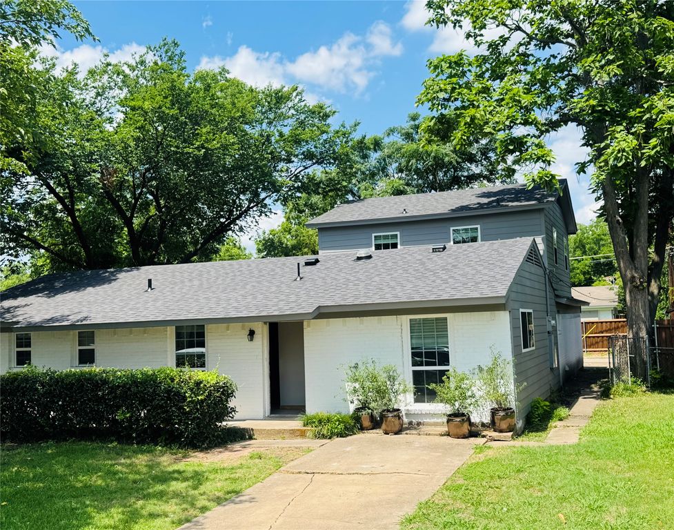 203 Wake Drive, Richardson, TX 75081