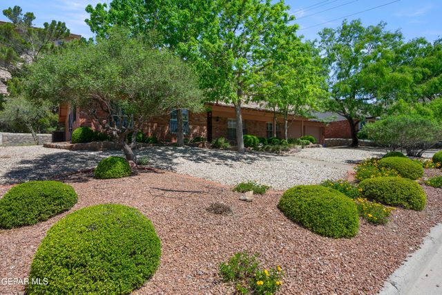 5709 BURNING TREE Drive, El Paso, TX 79912