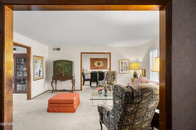 5709 BURNING TREE Drive, El Paso, TX 79912