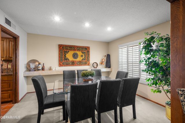 5709 BURNING TREE Drive, El Paso, TX 79912