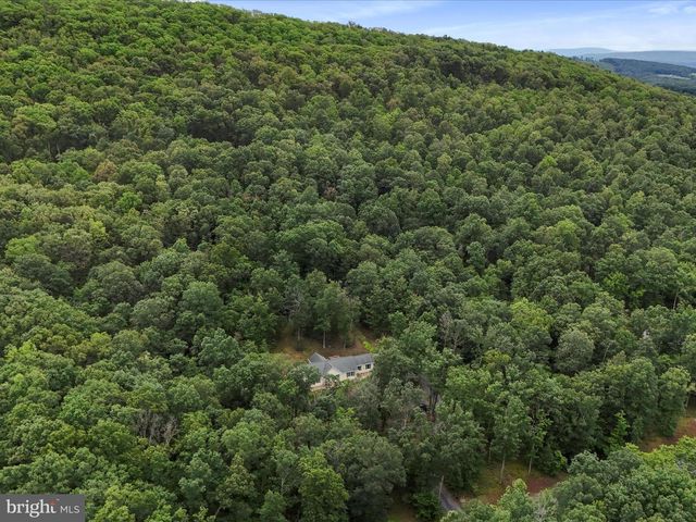 125 HIDDEN SPRINGS CT, Slanesville, WV 25444