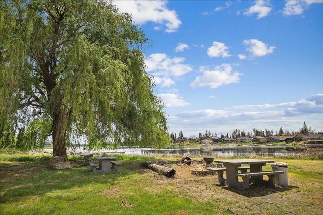 10918 S Pinecroft Rd, Medical Lake, WA 99022