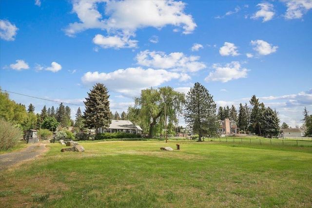 10918 S Pinecroft Rd, Medical Lake, WA 99022