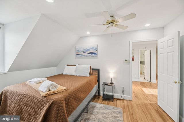 10 IRVING CT, Alexandria, VA 22314