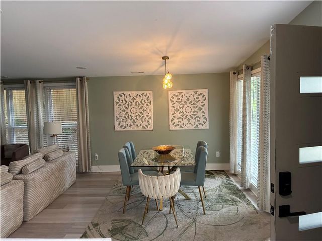 2047 Boulderview, Atlanta, GA 30316