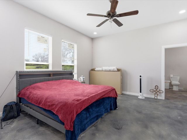 715 County Road 4599, Boyd, TX 76023