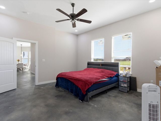 715 County Road 4599, Boyd, TX 76023