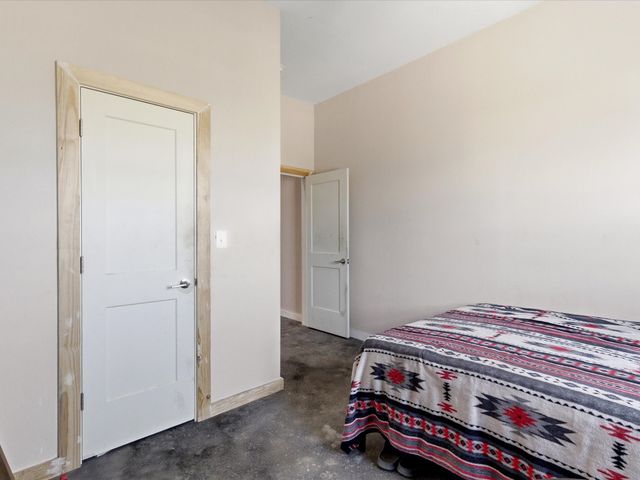 715 County Road 4599, Boyd, TX 76023