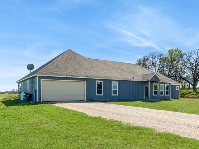 715 County Road 4599, Boyd, TX 76023