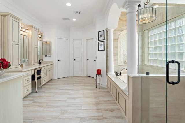 2700 Spurlock Road, Nederland, TX 77627