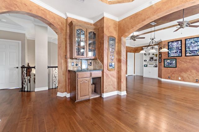 2700 Spurlock Road, Nederland, TX 77627