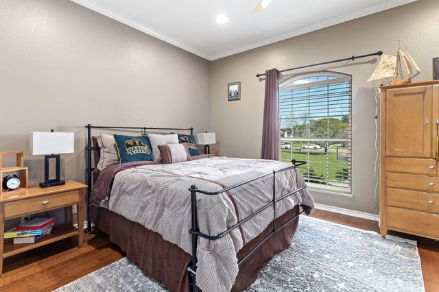 2700 Spurlock Road, Nederland, TX 77627