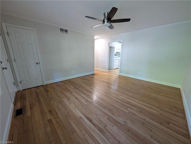 1274 Tredwell Drive, Winston-salem, NC 27103