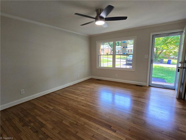1274 Tredwell Drive, Winston-salem, NC 27103