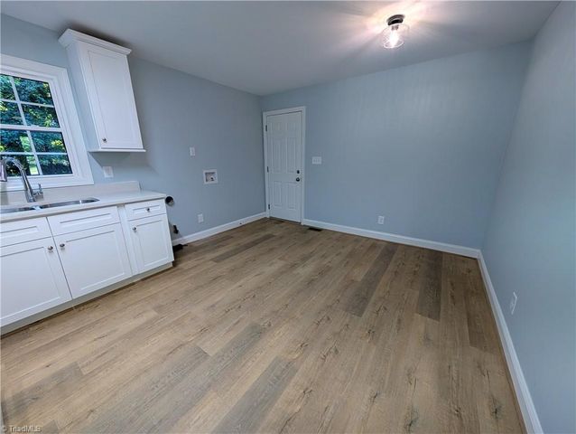 1274 Tredwell Drive, Winston-salem, NC 27103