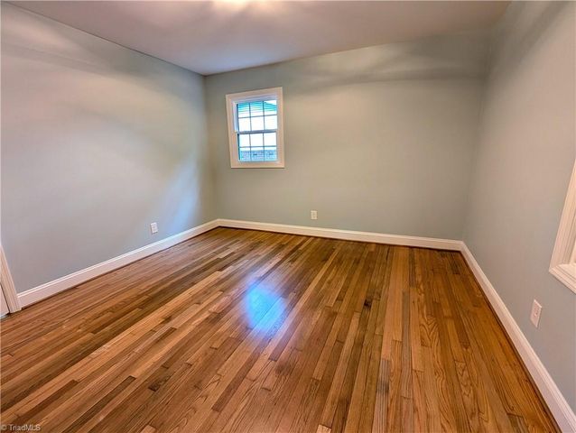 1274 Tredwell Drive, Winston-salem, NC 27103