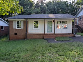 1274 Tredwell Drive, Winston-salem, NC 27103