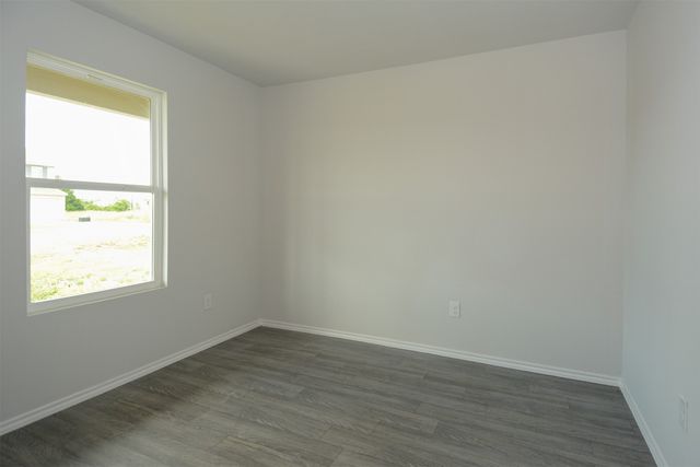 297 Victory Drive, Mabank, TX 75147