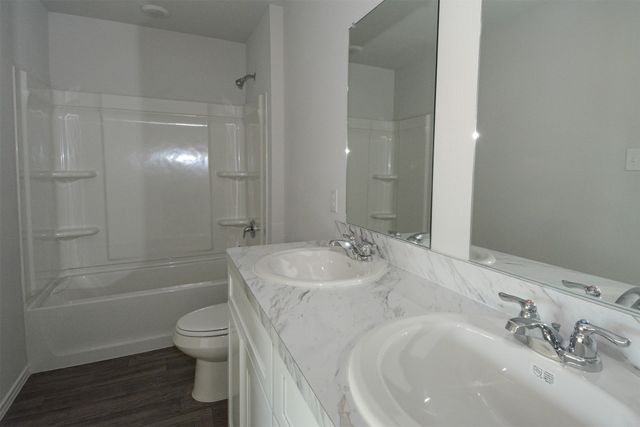 297 Victory Drive, Mabank, TX 75147
