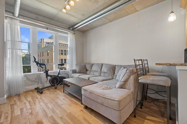 102 N Water STREET #413, Milwaukee, WI 53202