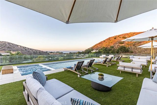 23614 Dry Canyon Cold Creek Rd, Calabasas, CA 91302