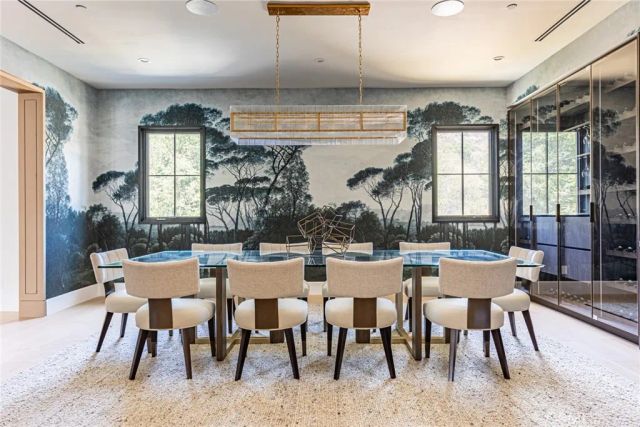 23614 Dry Canyon Cold Creek Rd, Calabasas, CA 91302