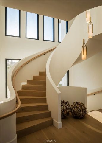 23614 Dry Canyon Cold Creek Rd, Calabasas, CA 91302