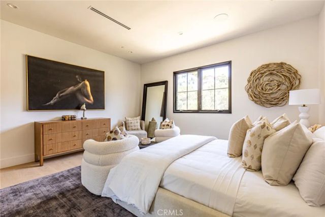 23614 Dry Canyon Cold Creek Rd, Calabasas, CA 91302