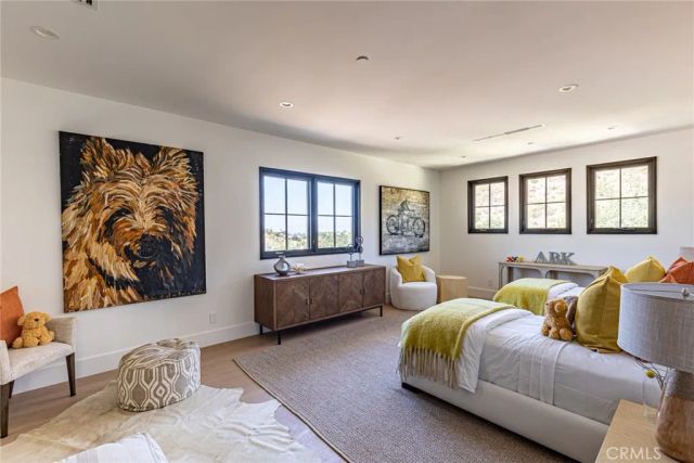 23614 Dry Canyon Cold Creek Rd, Calabasas, CA 91302