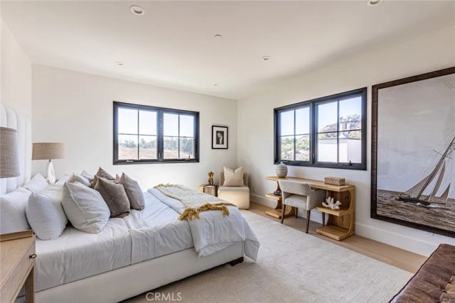 23614 Dry Canyon Cold Creek Rd, Calabasas, CA 91302