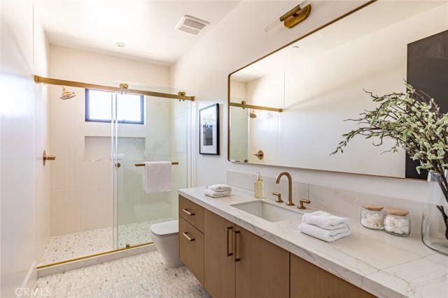 23614 Dry Canyon Cold Creek Rd, Calabasas, CA 91302