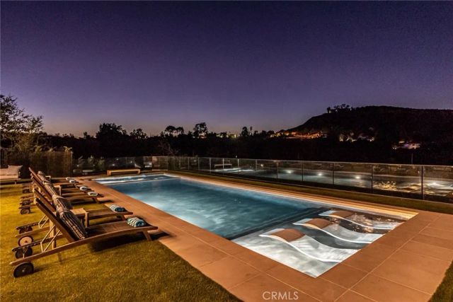 23614 Dry Canyon Cold Creek Rd, Calabasas, CA 91302