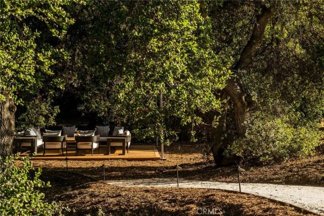 23614 Dry Canyon Cold Creek Rd, Calabasas, CA 91302