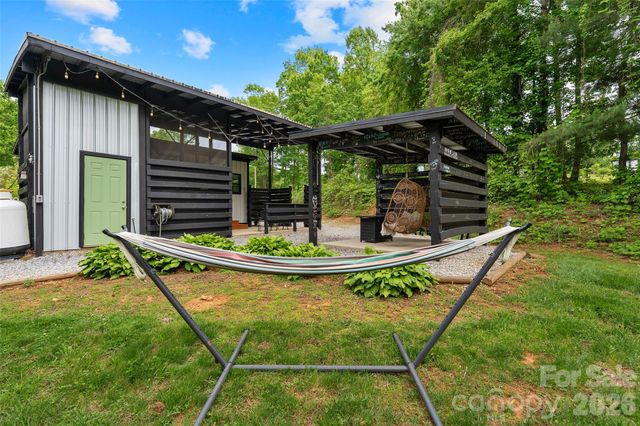 787 Ridge Road, Marion, NC 28752