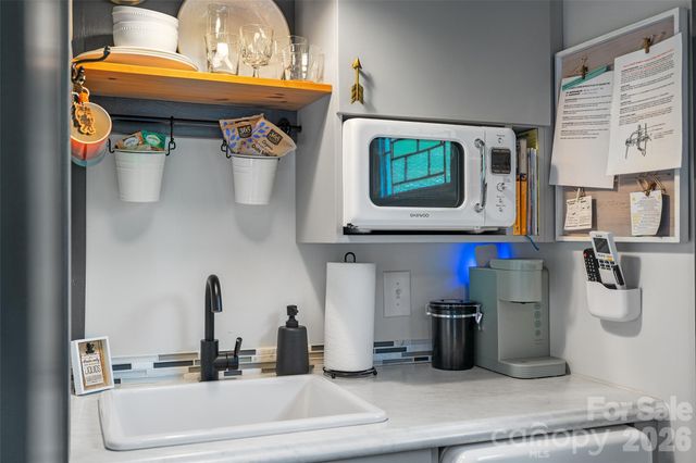 787 Ridge Road, Marion, NC 28752