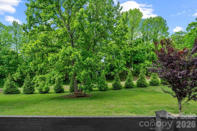 787 Ridge Road, Marion, NC 28752