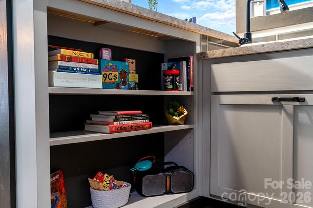 787 Ridge Road, Marion, NC 28752