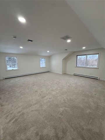 24 Kimberly Court, Baiting Hollow, NY 11933