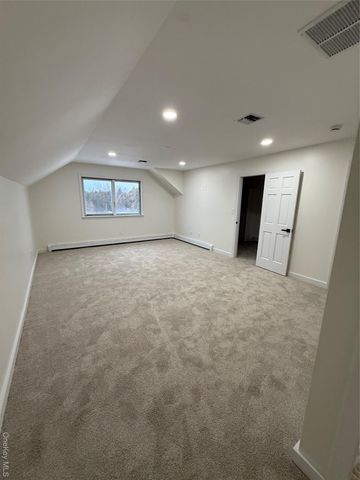 24 Kimberly Court, Baiting Hollow, NY 11933