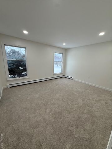 24 Kimberly Court, Baiting Hollow, NY 11933