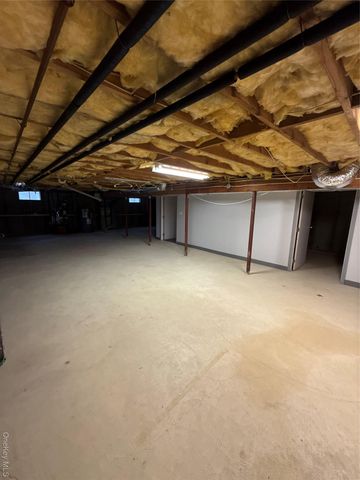 24 Kimberly Court, Baiting Hollow, NY 11933