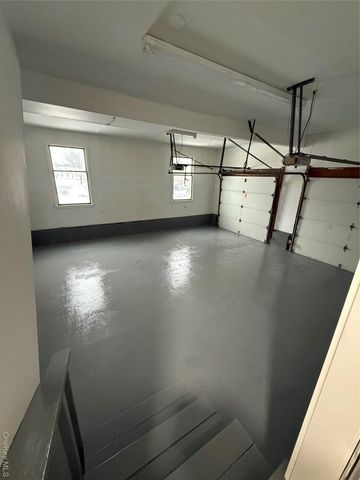 24 Kimberly Court, Baiting Hollow, NY 11933