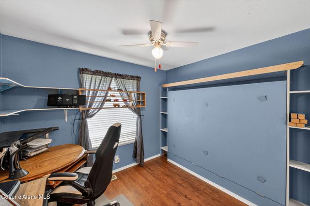 701 S Pleasant View RD, Post Falls, ID 83854