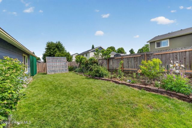 701 S Pleasant View RD, Post Falls, ID 83854