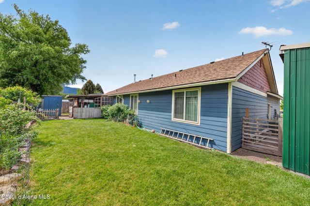 701 S Pleasant View RD, Post Falls, ID 83854